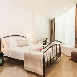 Via Domus Maison d'hôtes